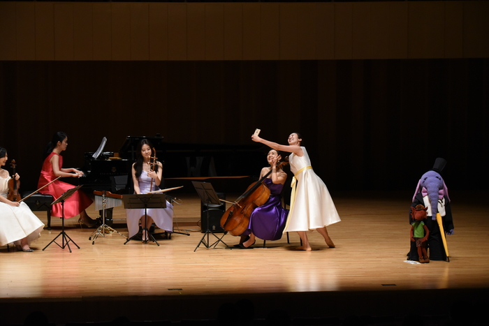 오는 5월2일 열리는 키즈 북 콘서트 퍼플 앨리 공연 모습. <서구문화회관 제공>