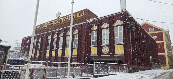 내전 기간에 시민들의 생명수였던 사라예보 양조장(Sarajevska Pivara).