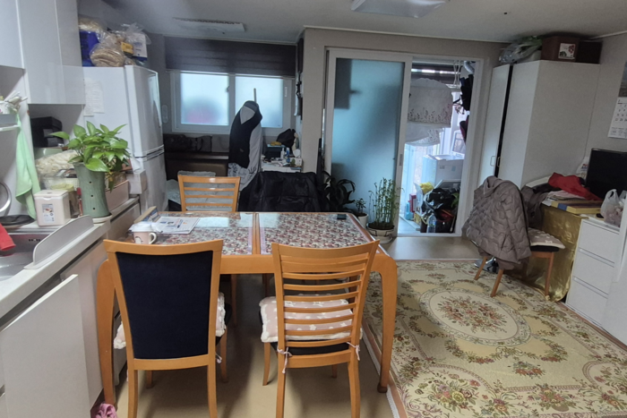 서울 도봉구 어르신복지주택 해심당 원룸(전용면적 32㎡) 내부 모습. 조윤화기자