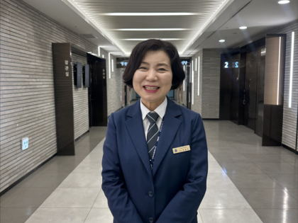 “꼼꼼함으로 마음을 어루만집니다” 대구가톨릭대병원 첫 여성 장례지도사 박정옥씨
