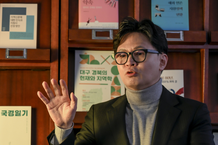 [단독인터뷰] 한동훈 “윤석열 노선과 절연해야… 보수 재건 정면승부”