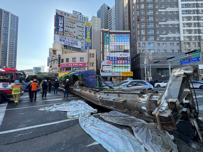 만촌네거리 천공기 전도 <대구소방안전본부 제공>