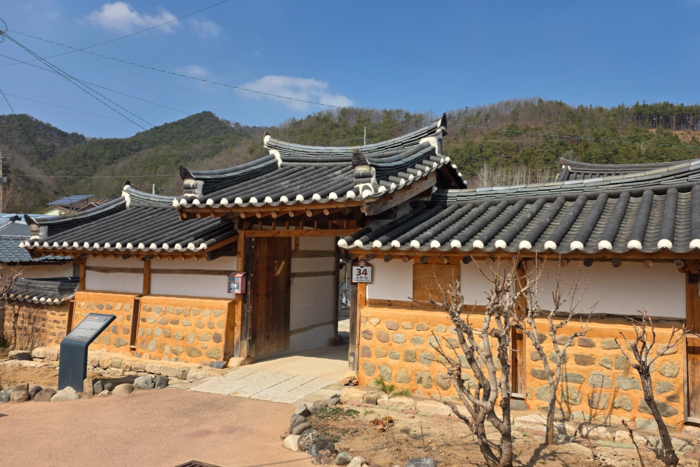 영양군 감천마을의 오일도 생가. 지금은 친척 내외가 살고 있지만 아직까지 오일도 생가로서 많은 문인들이 이곳을 찾고 있다.<정운홍기자>