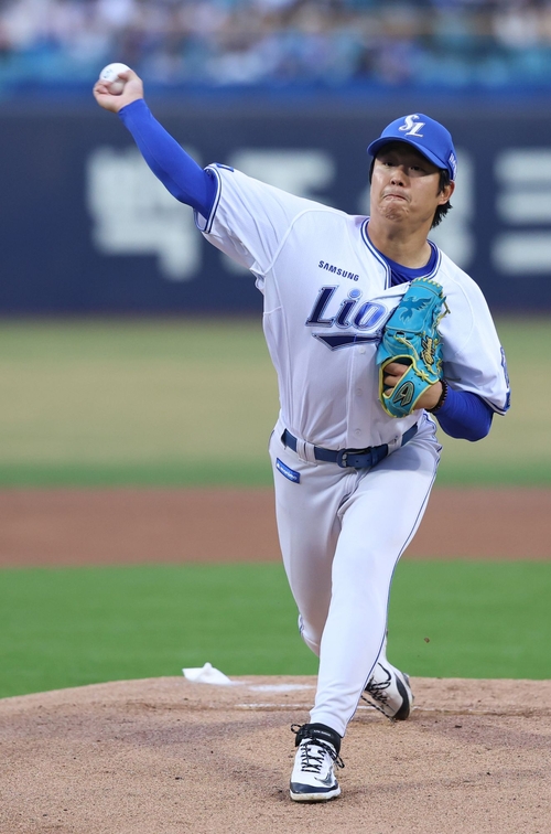 1일 대구삼성라이온즈파크에서 열린 삼성과 두산 경기에서 삼성 선발 양창섭이 투구하고 있다.<삼성 라이온즈 제공>