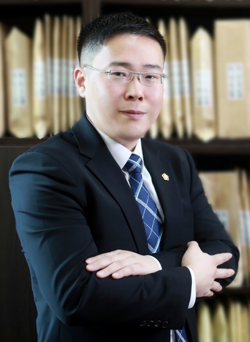 형사 전문 천주현 변호사.