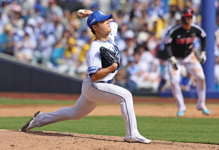 지난 18일 대구삼성라이온즈파크에서 열린 삼성과 LG 경기에서 이승민이 투구하고 있다. <삼성 라이온즈 제공>