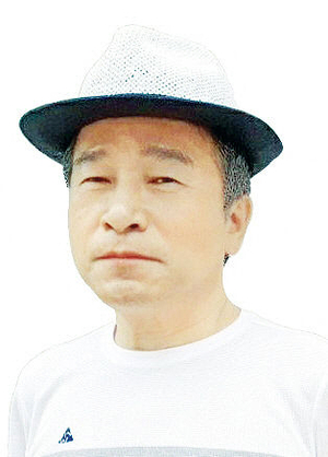 정만진 소설가