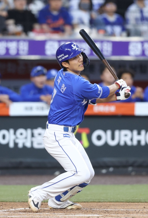 지난달 16일 한화생명볼파크네서 열린 삼성과 한화 경기에서 이재현이 타격하고 있다.<삼성 라이온즈 제공>