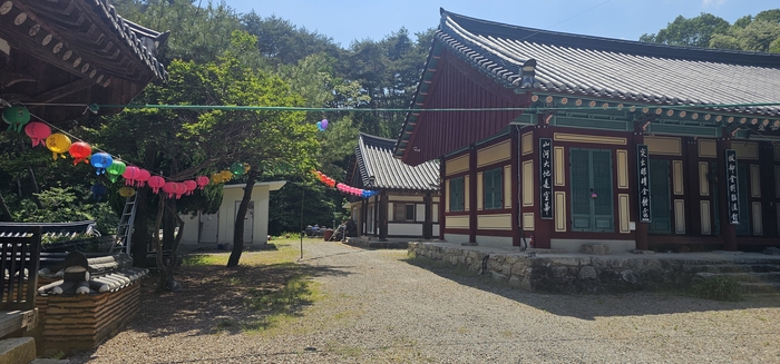 반룡사 전경 <석현철 기자>