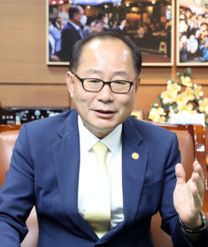 영남이공대 이재용 총장.