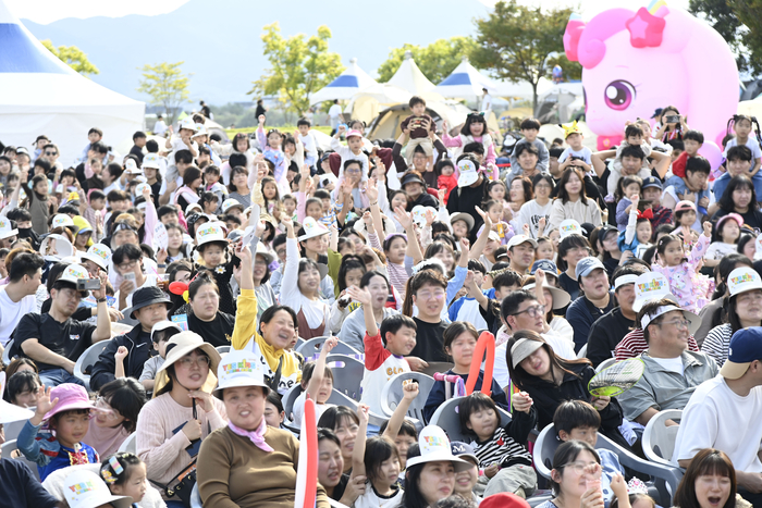달성키즈 꿈놀이극장, YES! 키즈존 등 아이와 가족들을 위한 프로그램은 달성군이 전국 군(郡) 단위 출생아 수 10년 연속 1위를 기록하며 아이 키우기 좋은 도시로 자리매김하는 데 있어 중요한 역할을 한 사업들이다. <달성문화재단 제공>