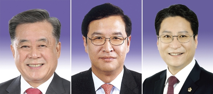좌측부터 김희수, 박영서, 배진석 경북도의원. <경북도의회 제공>