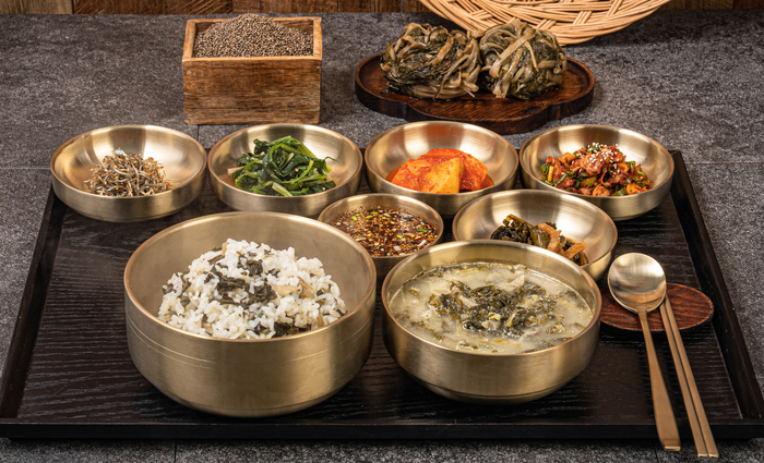 청송 농가맛집 무꾸의 시래기비빔밥 정식. <무꾸 제공>