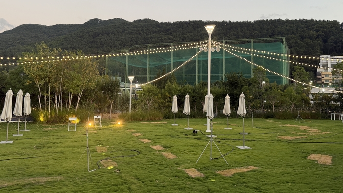 추후 공개 예정인 시크릿 가든(가제) 모습. 여러 포토존이 설치될 예정이다. 정수민기자 jsmean@yeongnam.com