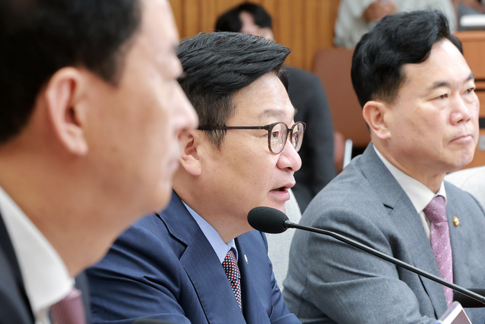 국민의힘 정점식 원내대표가 7일 국회에서 열린 원내대책회의에 참석해 발언하고 있다. 연합뉴스