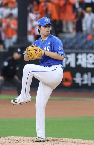 지난 6월 20일 대전한화생명볼파크에서 열린 삼성과 한화 경기에 선발 투수로 출장한 장찬희가 투구하고 있다.<삼성 라이온즈 제공>