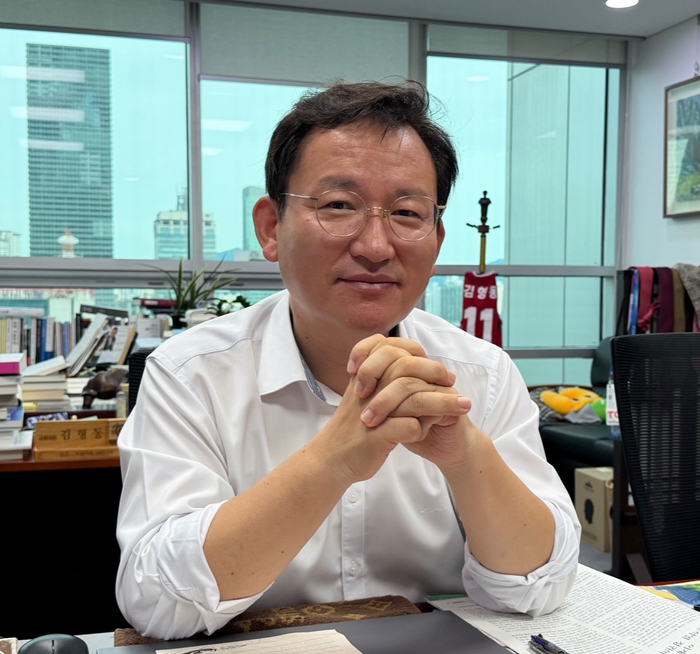 국민의힘 김형동 의원이 영남일보와 인터뷰를 하고 있는 모습. 정재훈기자
