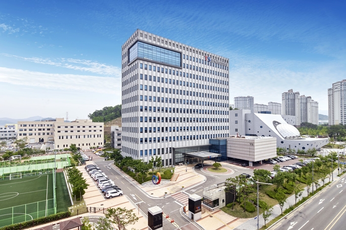 한국교통안전공단이 국토부 산하 한국주차안전기술원과 항공안전기술원을 흡수한다. 한국교통안전공단 제공