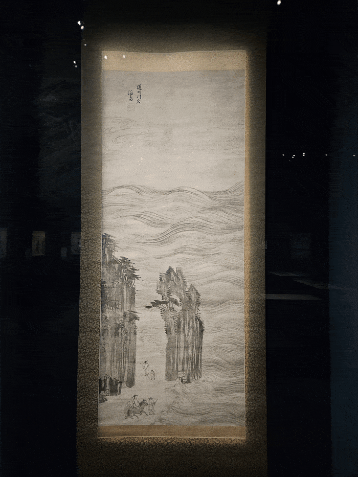 순서대로 통천문암, 풍악내산총람(보물), 금강전도(국보). 권혁준 기자