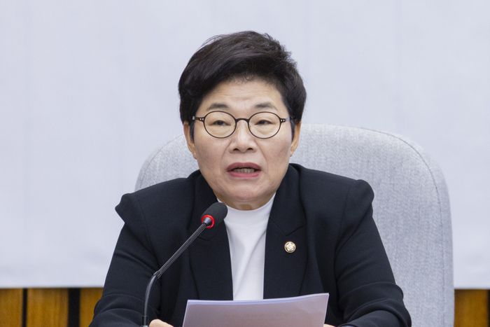 국민의힘 임이자 정책위의장이 4일 국회에서 열린 원내대책회의에서 발언하고 있다. 연합뉴스
