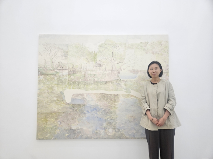 오는 12월2일까지 021갤러리에서 개인전 Palimpsest : 겹쳐 쓰기를 여는 진민욱 작가는 이번 전시에서 산책이라는 개인적 체험에서 한 걸음 더 나아가 답사를 통해 문학 속 무대를 채집했다. 권혁준기자