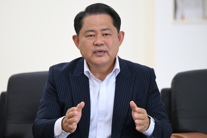 26일 정해용 대구경북경제자유구역청장이 대구경북경제자유구역의 경쟁력에 대해 설명하고 있다. 이윤호기자