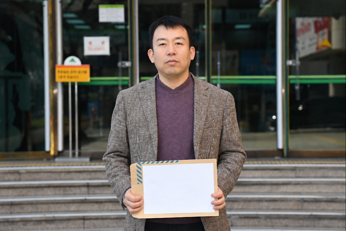 이주한 전 대구 서구의회 의원은 민선자치 30여 년의 한계로 기초의회의 권한 부족을 지적하며, 현장에서 발견한 주민 불편이 실질적인 정책 변화로 이어지도록 지방의회의 독립성과 전문성을 강화해야 한다고 강조했다. 이 전 의원 제공