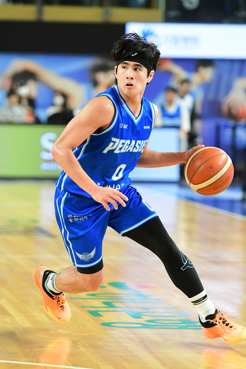 28일 대구체육관에서 열린 가스공사와 DB 경기에서 가스공사 벨란겔이 드리블하고 있다. KBL 제공