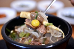 [스토리텔링 2012] 作家 경북음식을 이야기하다 <18> 이하석이 만난 고령 인삼도토리수제비