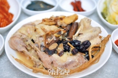 [스토리텔링 2012] 作家 경북음식을 이야기하다 <23·끝> 성석제가 만난 청송 달기약수백숙