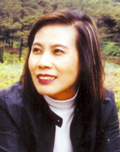 [문화산책] 웃음이 인색한