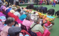 [디아스포라 '눈물을 희망으로'] <3부·끝> 김설화 백두산 조선족 양로원장