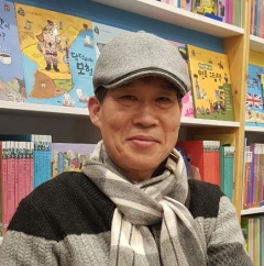 [문화산책] 시인과 의사