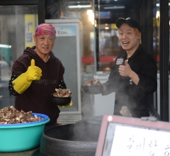 [이춘호 푸드 블로그 오너 셰프를 찾아서] 두산동 ‘우대감 이천면옥’ 우화식