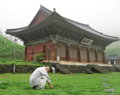 [山寺미학 .5] 산사 산책...충만한 한가함…茶 한잔 청해도 스님은 마다하지 않네