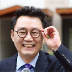 '박근혜 첫 홍보수석' 윤창중 