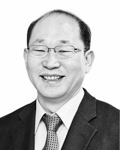 [이재윤 칼럼] '文정부 5년 평가'의 정치학