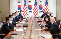 윤정부 첫 한미정상회담 尹 