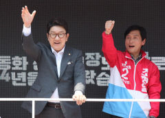'尹 최측근' 권성동 국민의힘 원내대표, 조현일 경산시장 후보 지지 유세