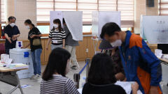[포토뉴스] 북적이는 투표소
