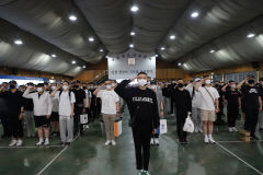 육군 50사단 2년5개월만에 '가족 동반 입영식'