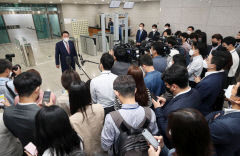 윤대통령, MB 사면 문제에 '전례' 언급…사면 검토 속도낼까