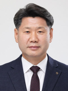 임승필 울진군의회 9대 전반기 의장 만장일치 선출...부의장엔 김정희 의원