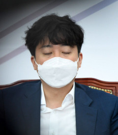 '당대표' 이준석 운명의 날…국민의힘 윤리위, 오후 7시 성상납 의혹 사안 심사