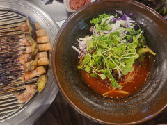 [대구 맛집] 대구 수성구 '열무밭에돈'…겉바속촉 삼겹살·새콤달콤 열무무침 환상의 조합