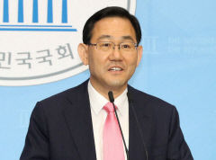 국민의힘 비대위원장 TK서 나올까…5선 중진 물망에 주호영 관심
