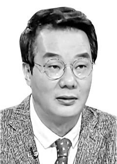[송국건정치칼럼] '윤석열 선택' 민심은 어디로 갔을까