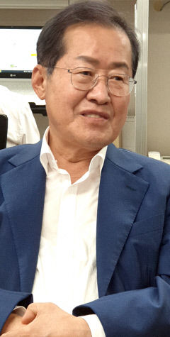 홍준표 시장, 갓바위 케이블카에 긍정적...