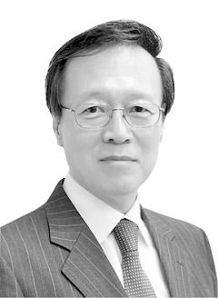 [단상지대] 정치퇴행과 적대적 공생