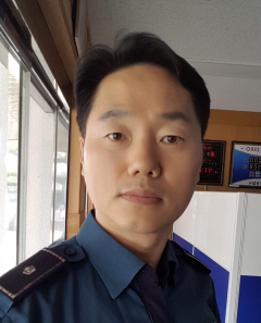 울진경찰서, 강호열 ·이재목 경위 심폐 소생술로 생명 구조